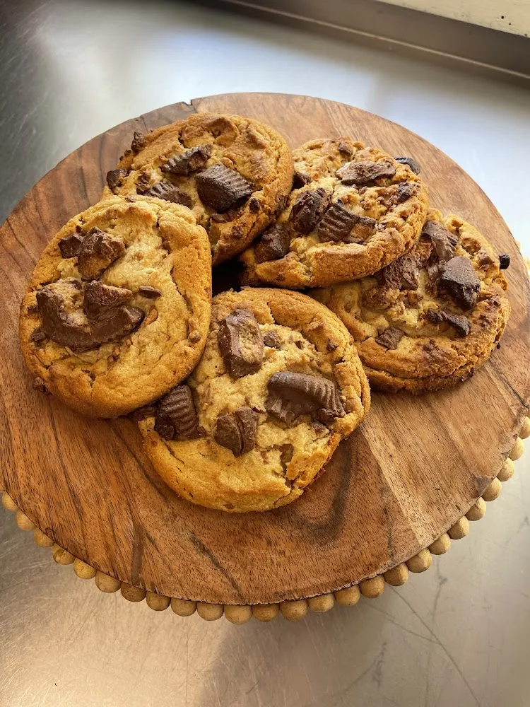 Chocolate Chip Cookie